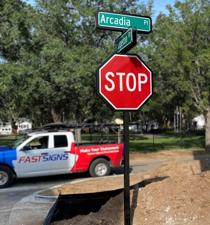 Traffic & Street Signs